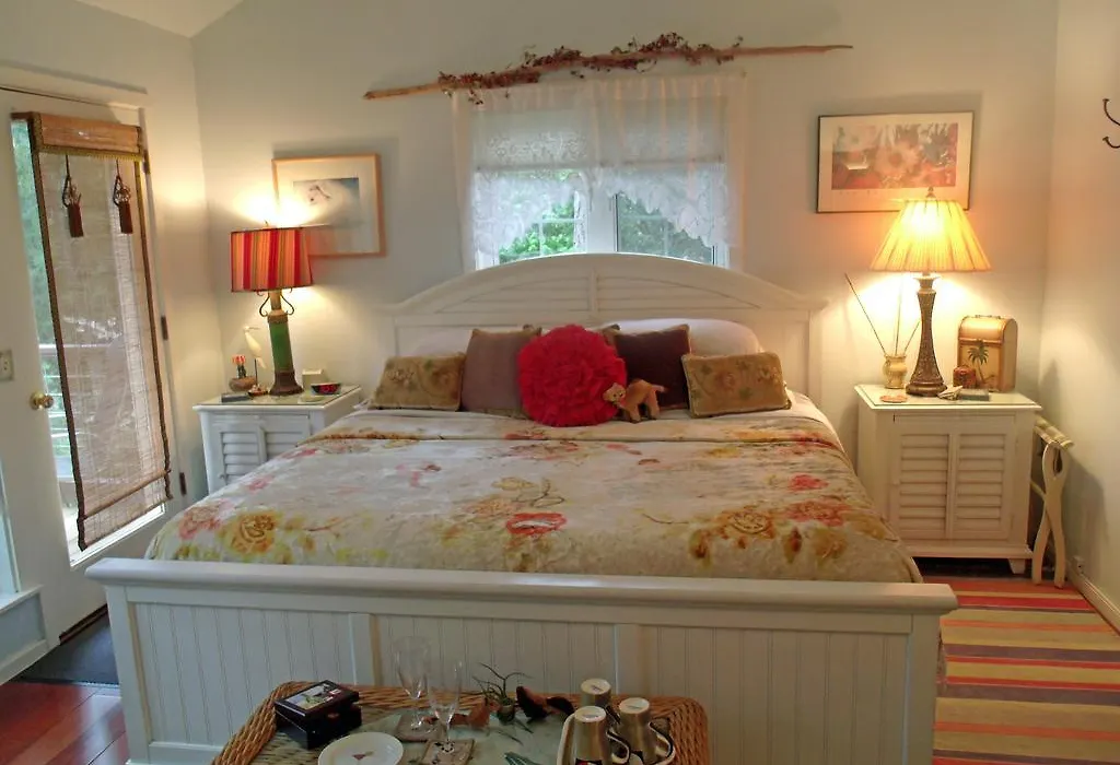 Inn To The Woods-1