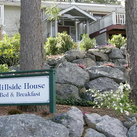 Hillside House Bed And Breakfast-2
